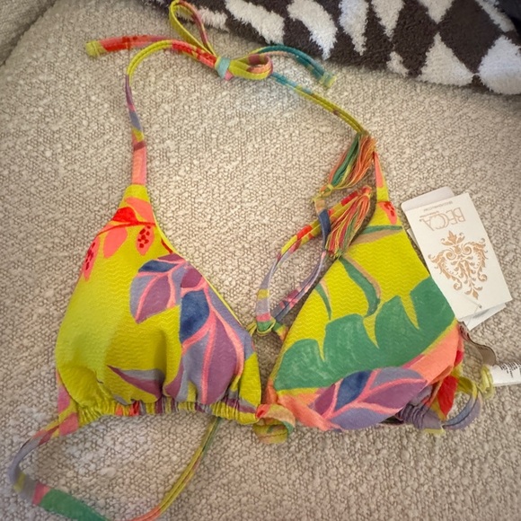NWT Becca Costa Bella Bikini Top Size Dcup - Picture 8 of 14